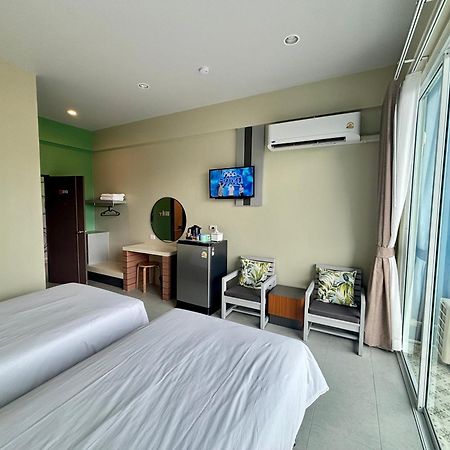 Siri Hotel Phuket Eksteriør billede