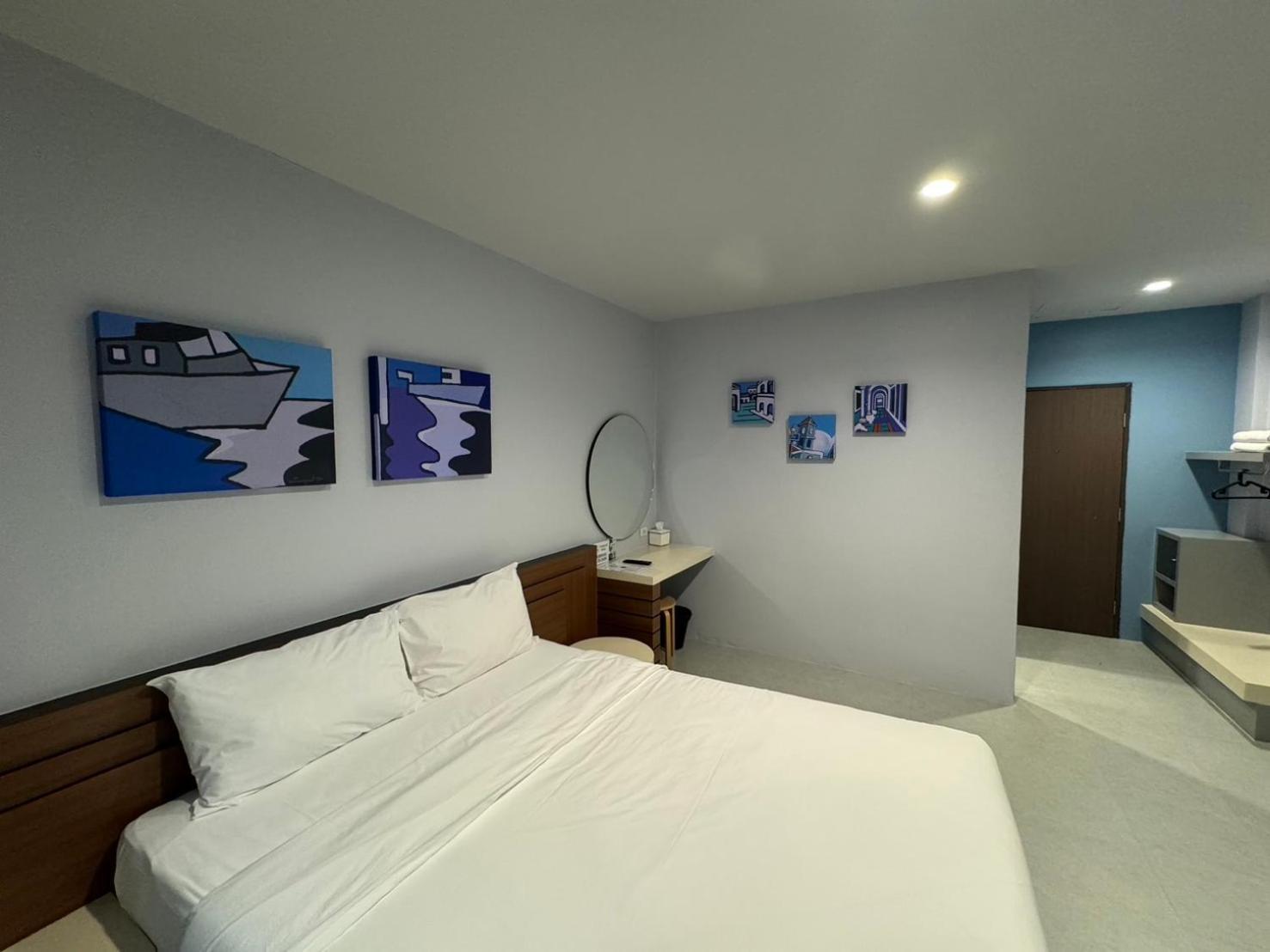 Siri Hotel Phuket Eksteriør billede