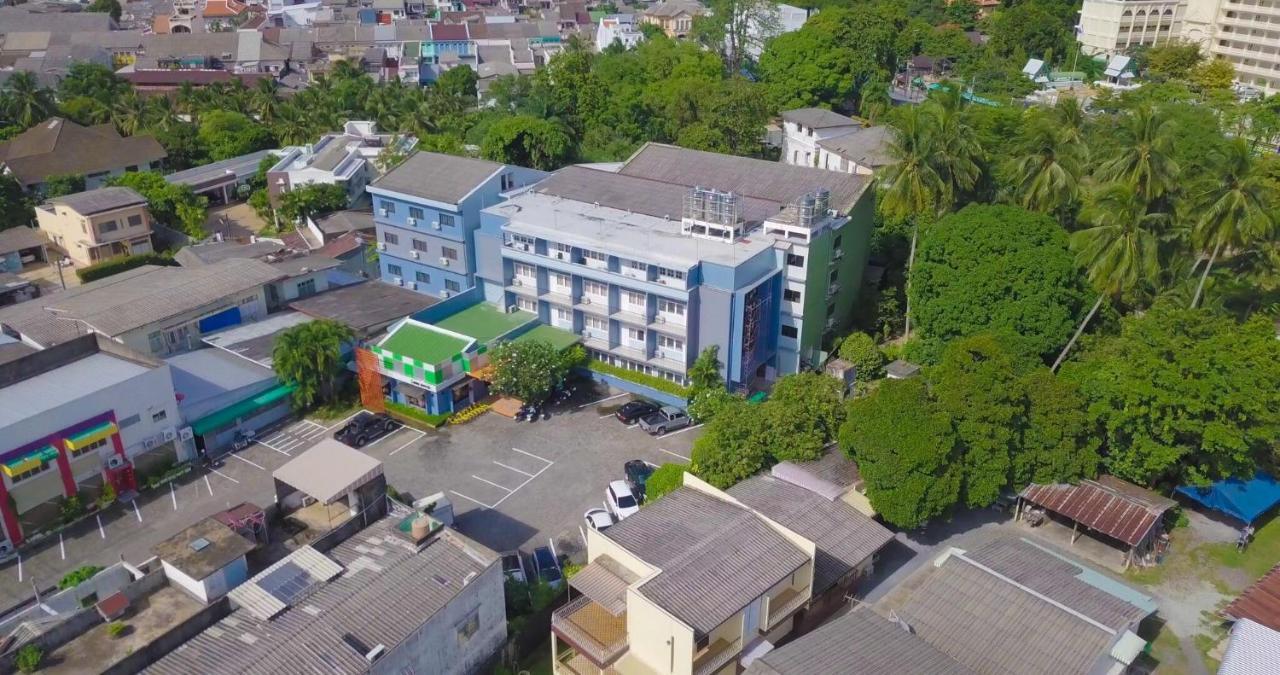 Siri Hotel Phuket Eksteriør billede